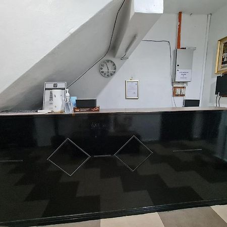 Oyo 90936 Hotel Manjoi Inn Ipoh Eksteriør billede